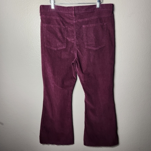 Celebrity Pink Corduroy Burgundy Hi Rise Flare Frayed Hem Pants-Size 19/34 (NWT) - Picture 7 of 10